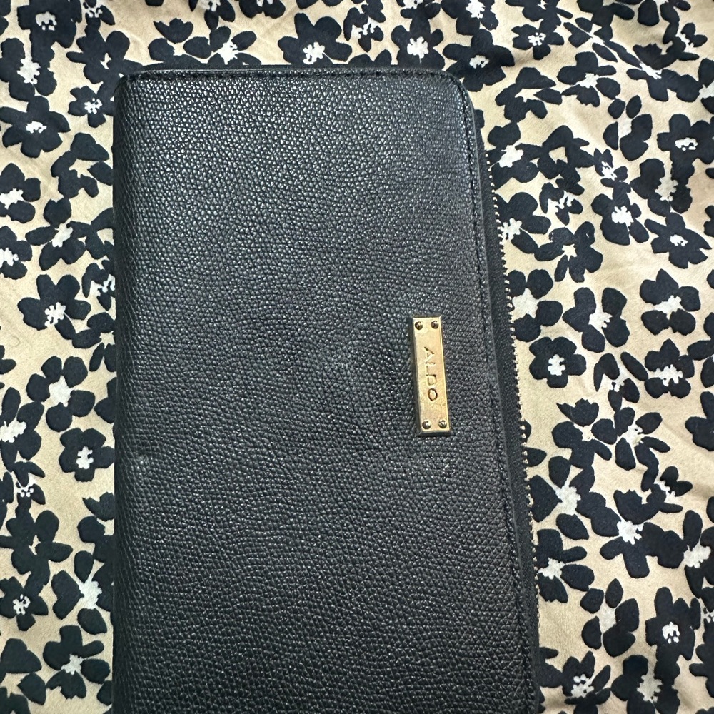 Aldo Black and Gold Textured Wallet